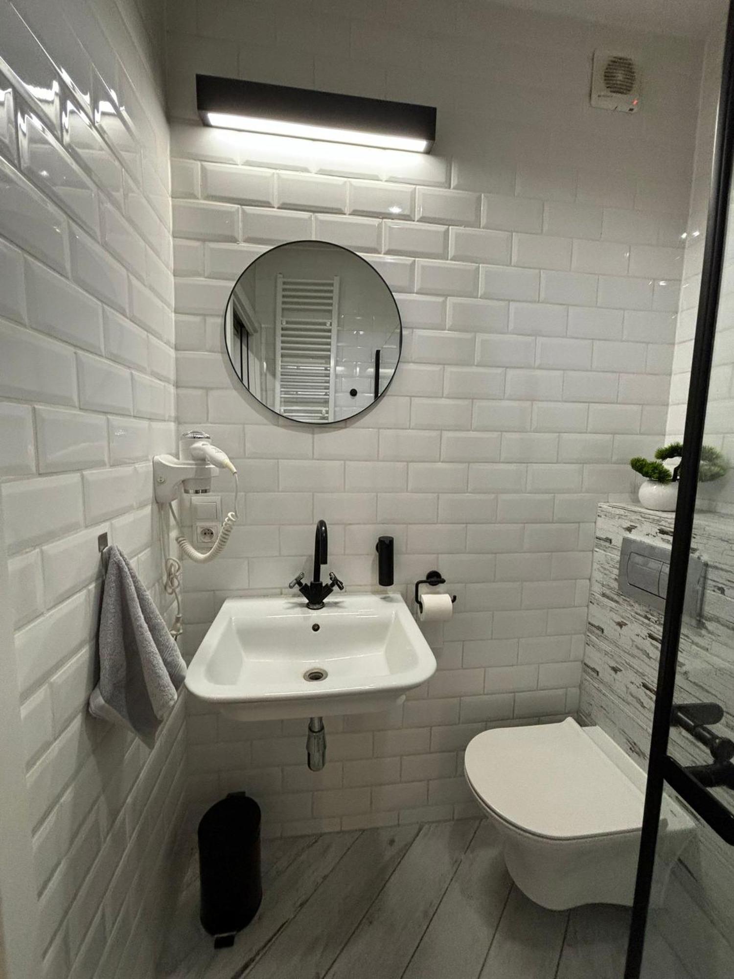 Wow! Paradise Aparthotel Kraków Eksteriør billede