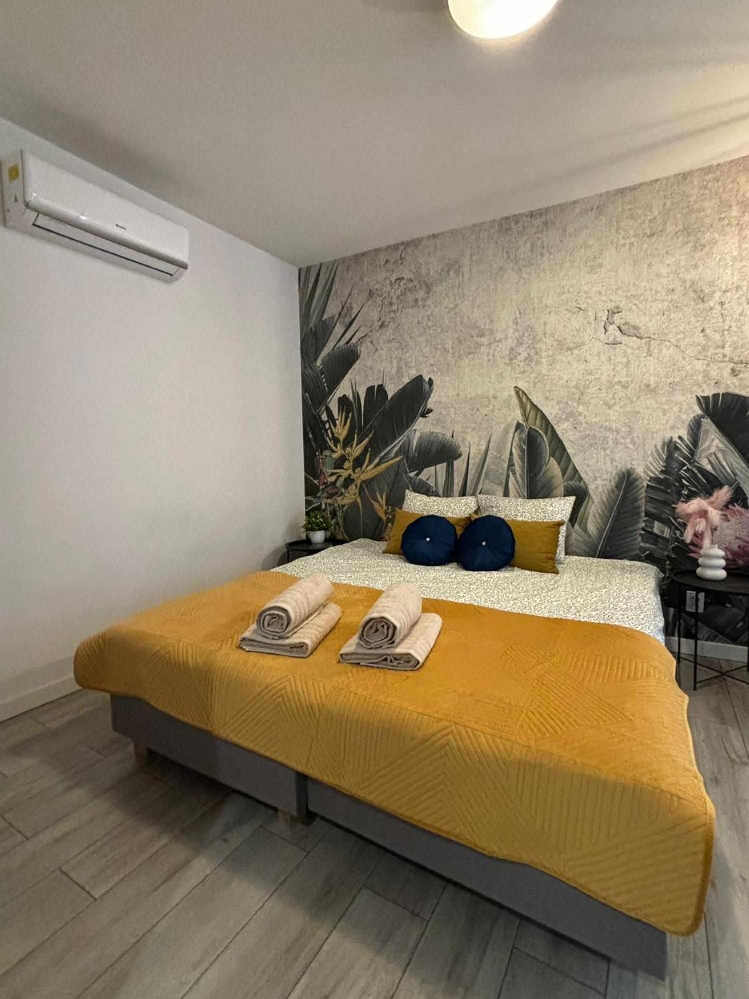 Wow! Paradise Aparthotel Kraków Eksteriør billede